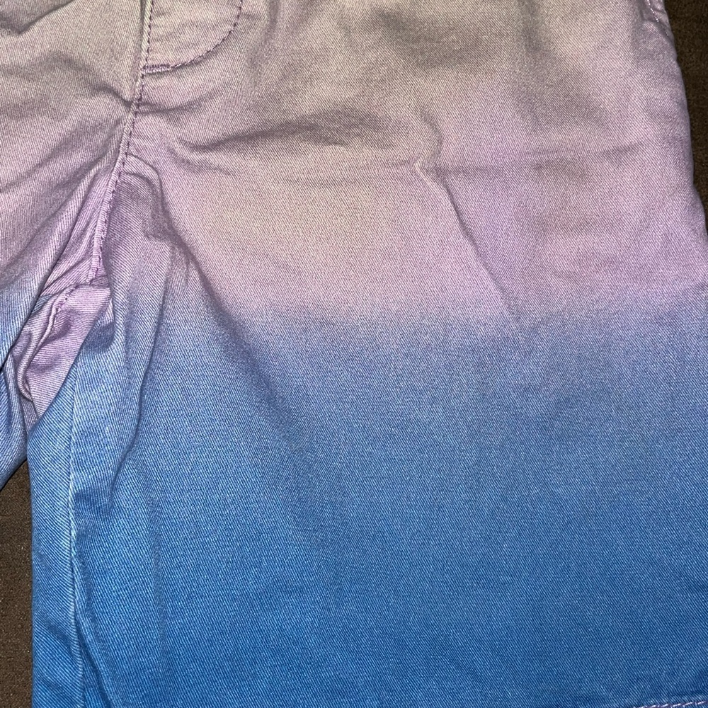 Gap • Purple | Blue Tie Dye Drawstring Shorts - Picture 8 of 11
